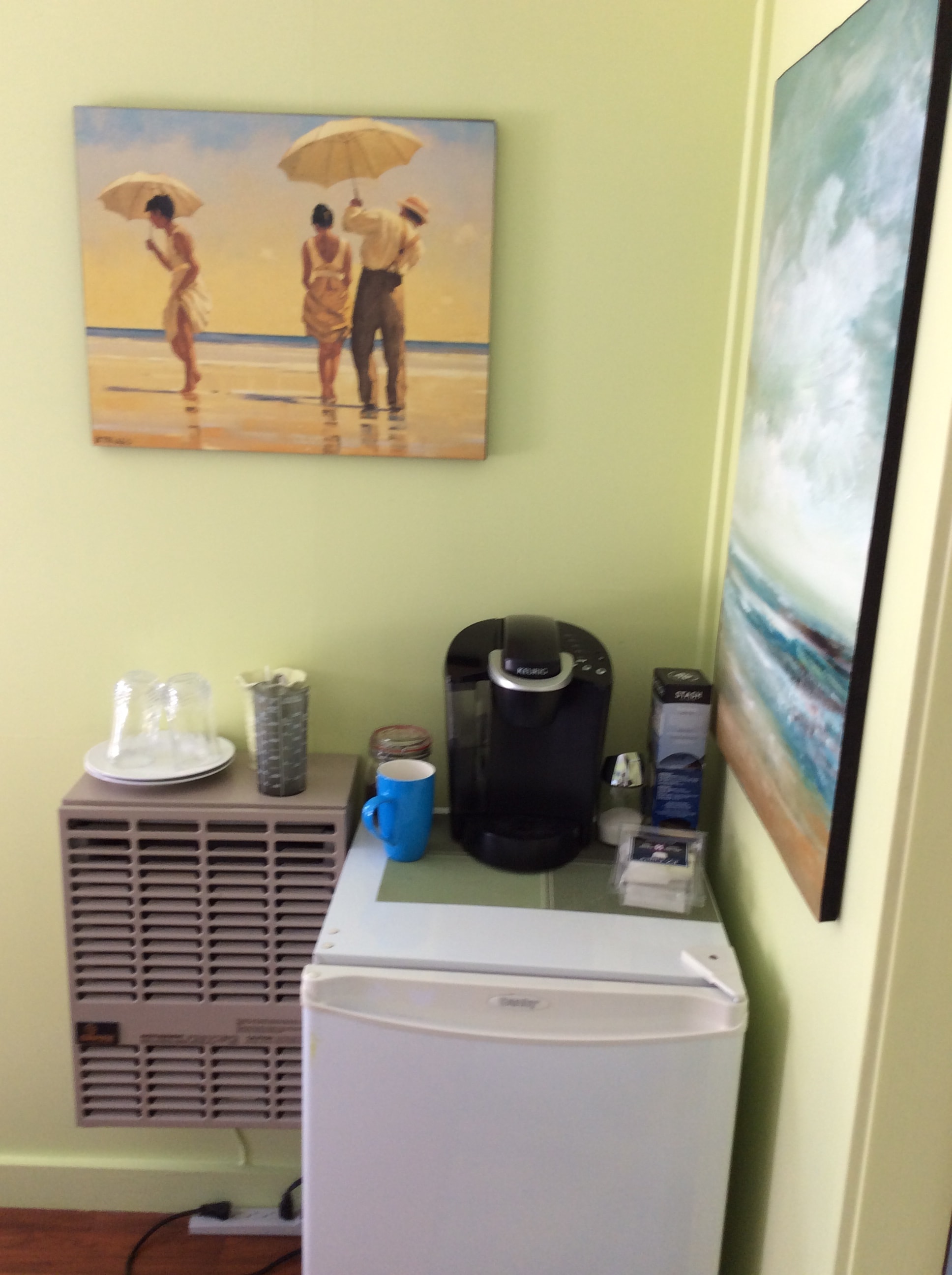 Ivy Room coffee maker and fridge